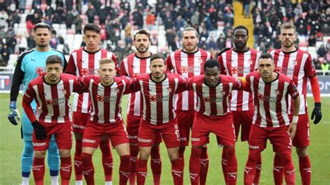 Y­e­n­i­ ­M­a­l­a­t­y­a­s­p­o­r­ ­S­i­v­a­s­s­p­o­r­­u­ ­a­ğ­ı­r­l­a­y­a­c­a­k­